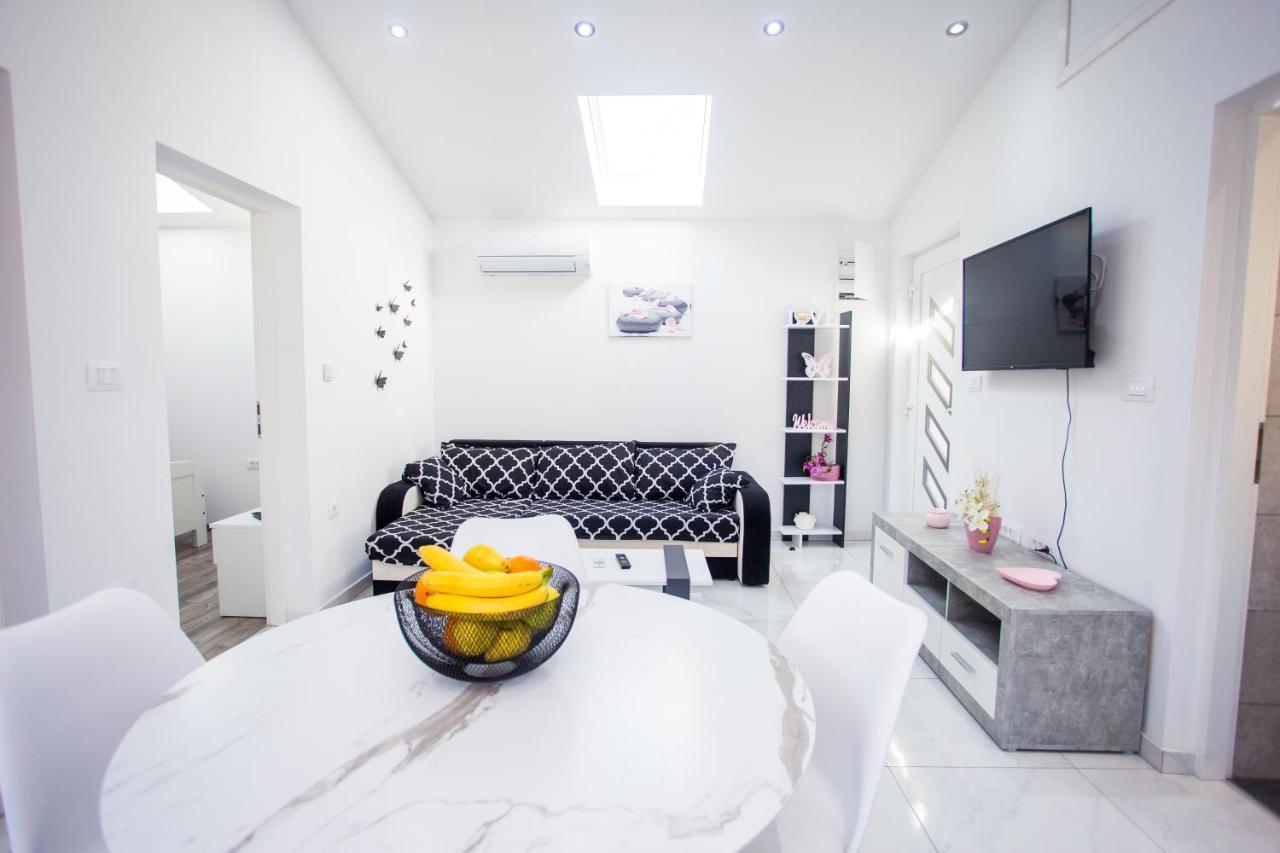 Apartament App Sara Kanfanar Zewnętrze zdjęcie